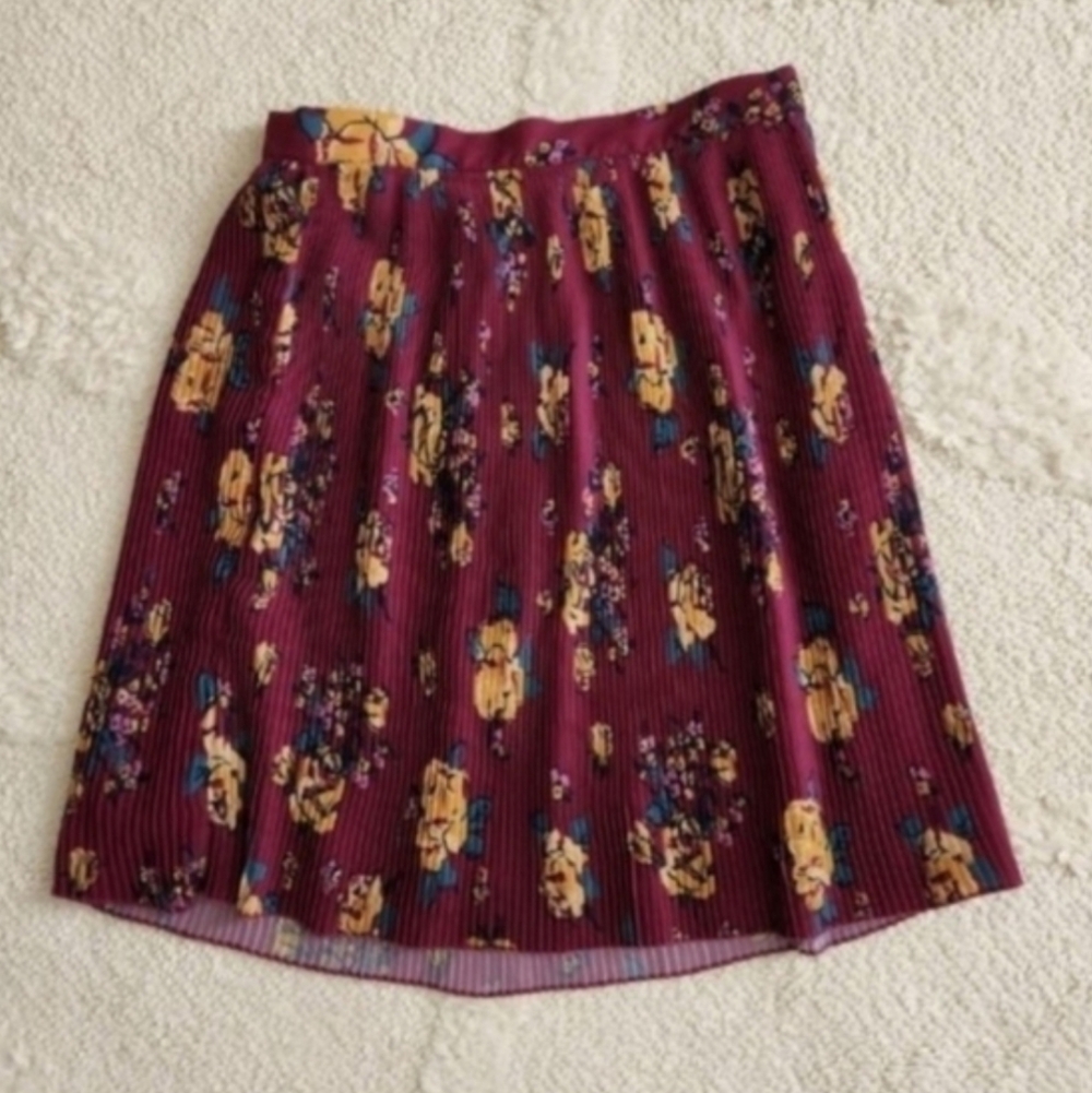Modcloth Small Floral Pleated Skirt - Burgundy